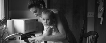 donna con bambini