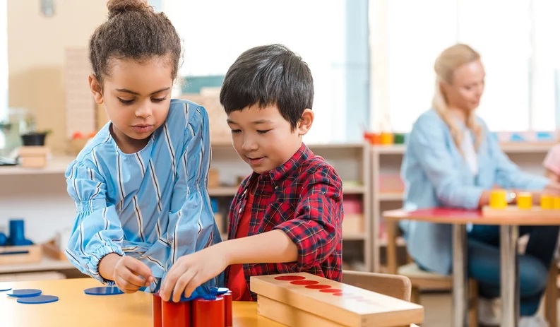 Camera dei bambini Montessoriana