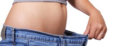 Come indossare pantaloni