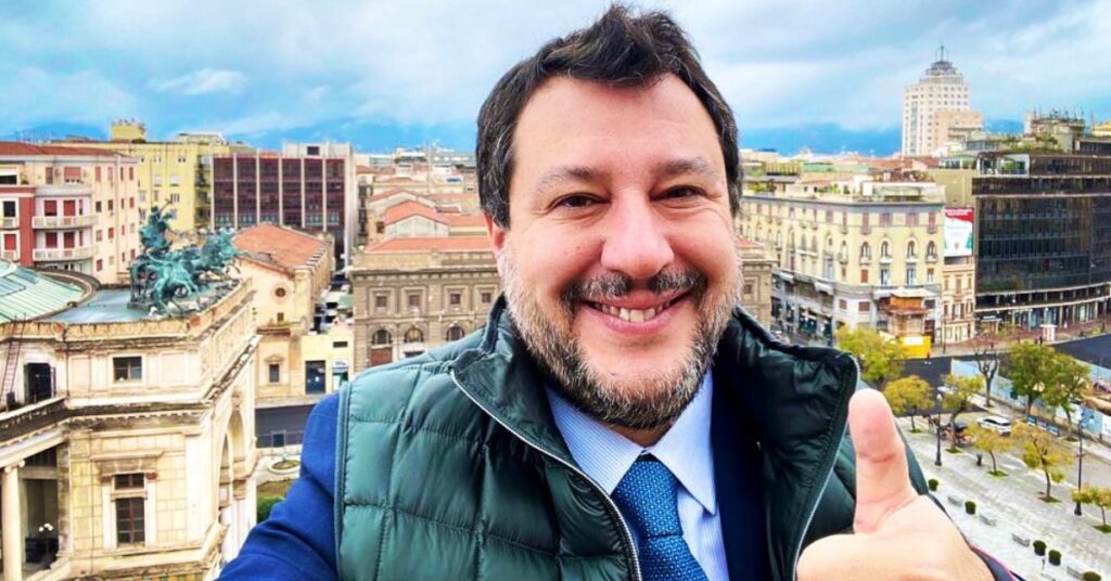 Matteo Salvini Mammastobene.com