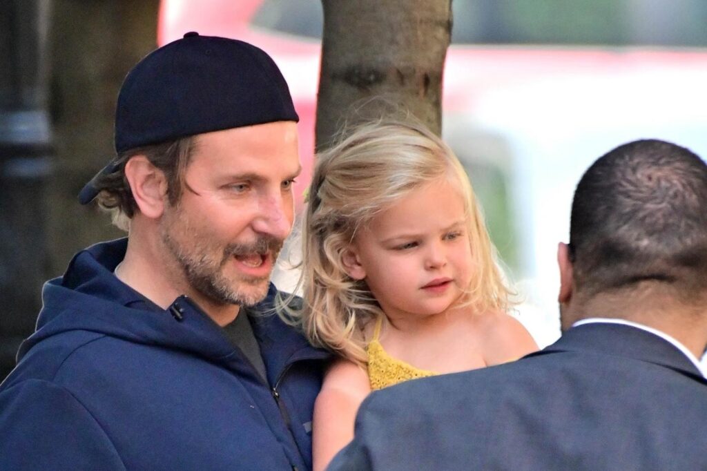 Bradley Cooper Mammastobene.com