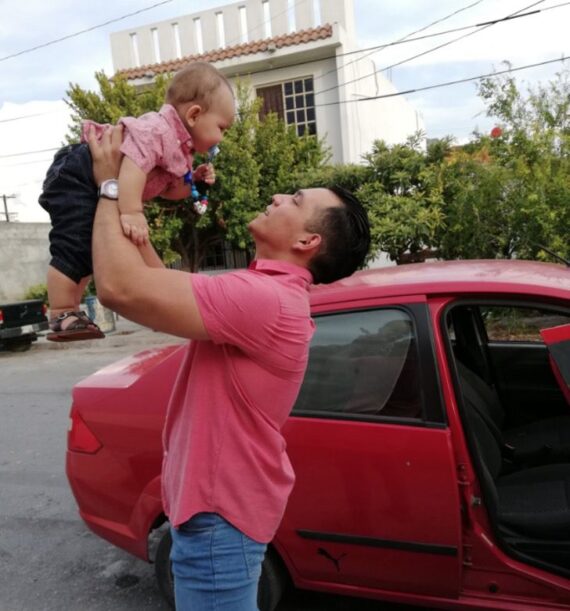 Padre alleva il figlio che la madre non voleva Mamma Sto Bene!