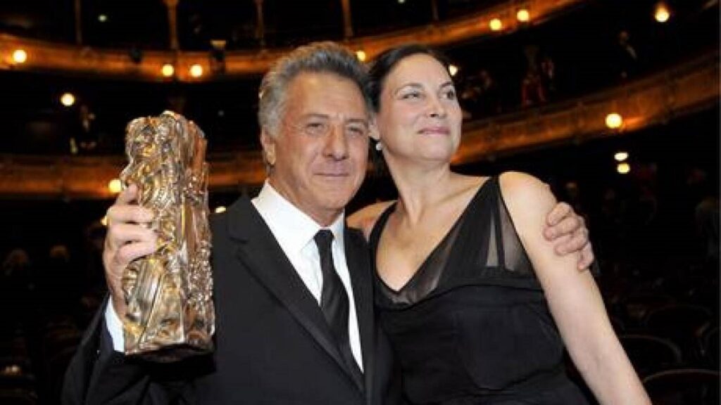 moglie dustin hoffman mammastobene.com