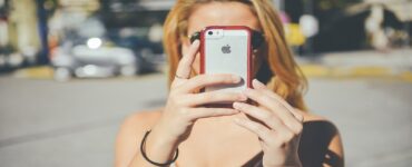 Come pulire le lenti delle fotocamere dei cellulari