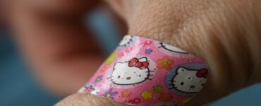 Come togliere i cerotti ai bambini