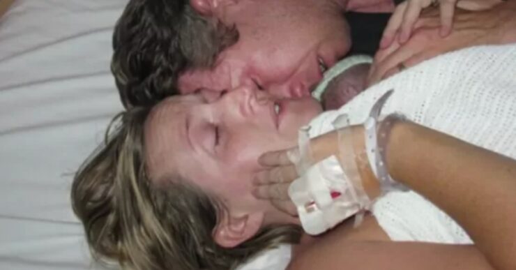 Bambino muore dopo il parto