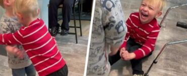Bimbo con paralisi cerebrale cammina per la prima volta