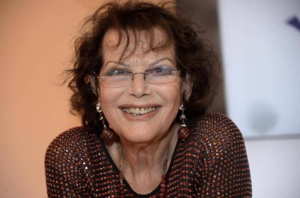 attrice claudia cardinale mammastobene.com