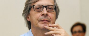 critico vittorio sgarbi mammastobene.com