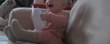 risata bambino lettera